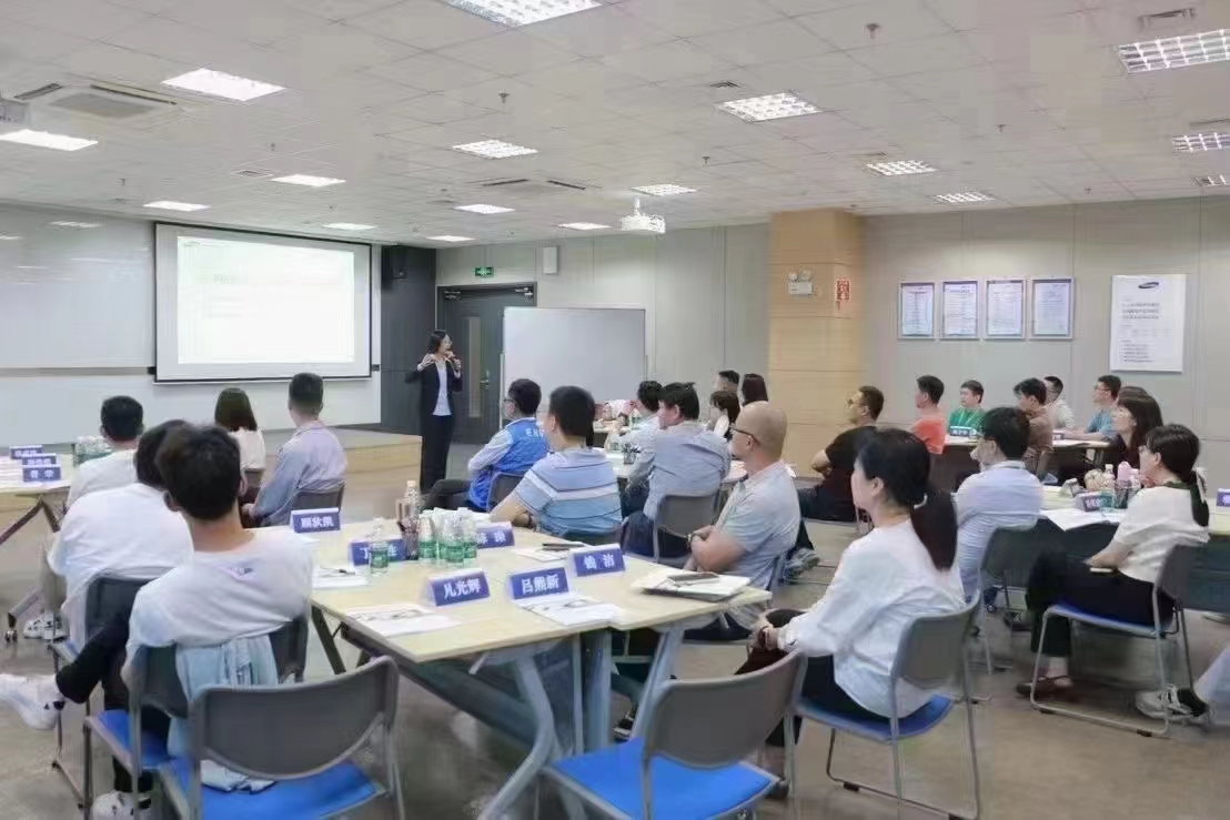 AI+數字化微課設計與制作實戰訓練高級研修班的通知