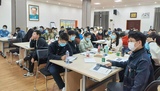 張慕梁老師11月20-21為某國有企業公司《公文寫作技巧與能力提升》專題培訓留影。2.jpg